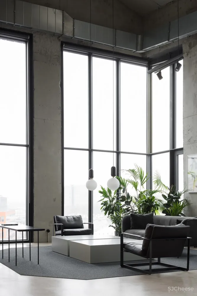 首发 | Alexander Volkov Architects:极简现代高级感莫斯科顶层办公室