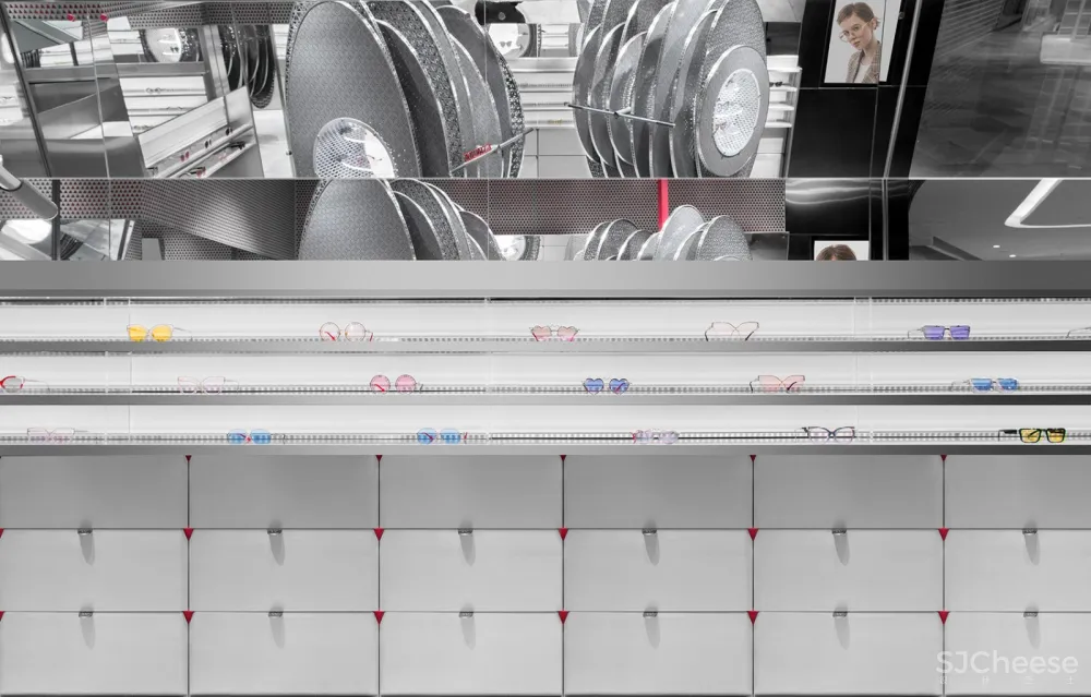 新作 | RooMoo:上海 Whatever Eyewear太阳眼镜店