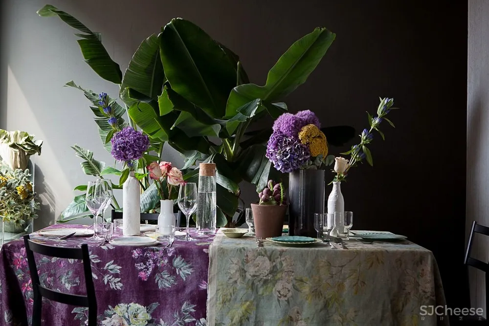 吃饭、喝酒还能听音乐,这家极简风花店难怪这么火! Storage Associati