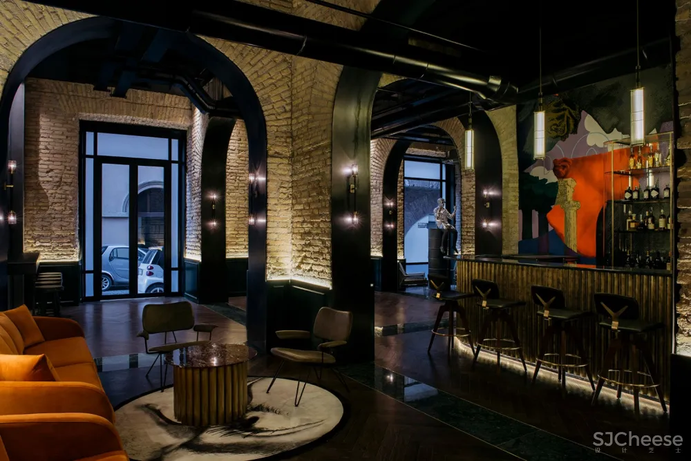 古典与现代的结合，艺术与工业的呼应 TRISTAN PLESSIS STUDIO