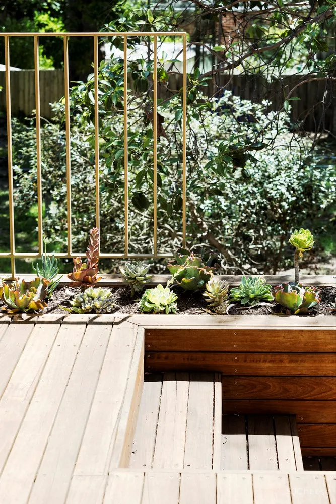 现代主义之家改造/ WOWOWA Architects