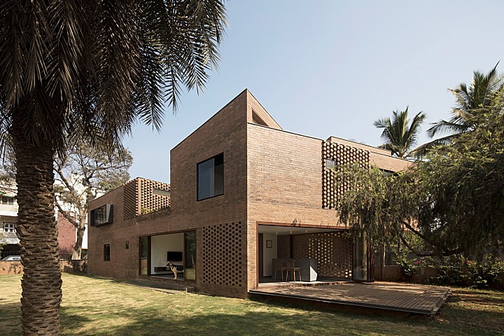 砖房住宅,印度 / CollectiveProject