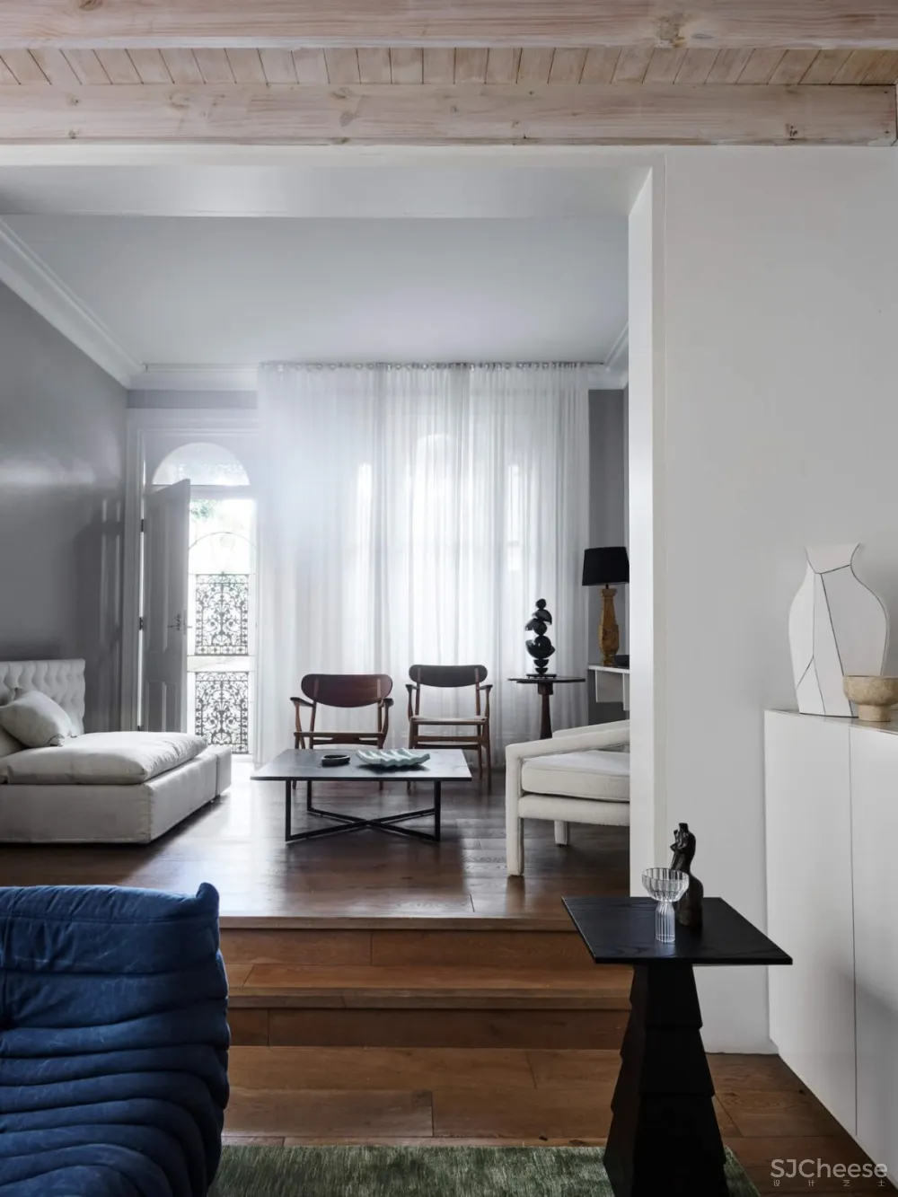 客厅做下沉式设计丨让家更有层次感