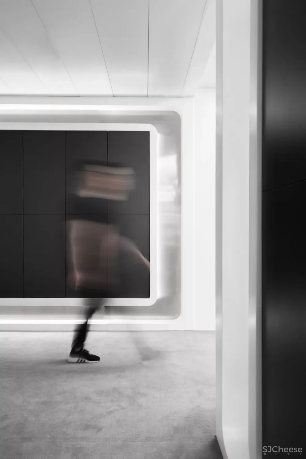 广州珠江新城CBD未来总部办公设计,满满的科技感! 加减智库设计事务所