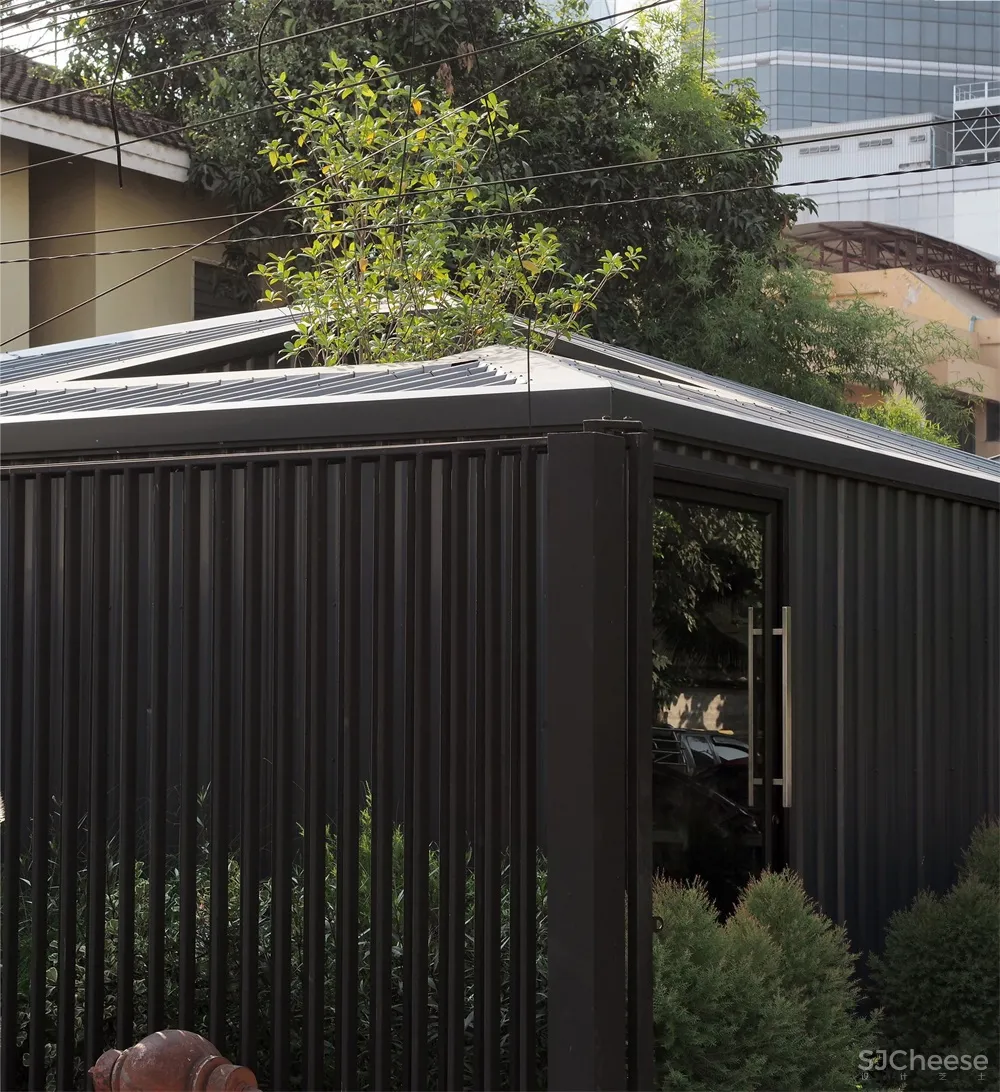 ASWA | 泰国曼谷一间49平米建筑工作室