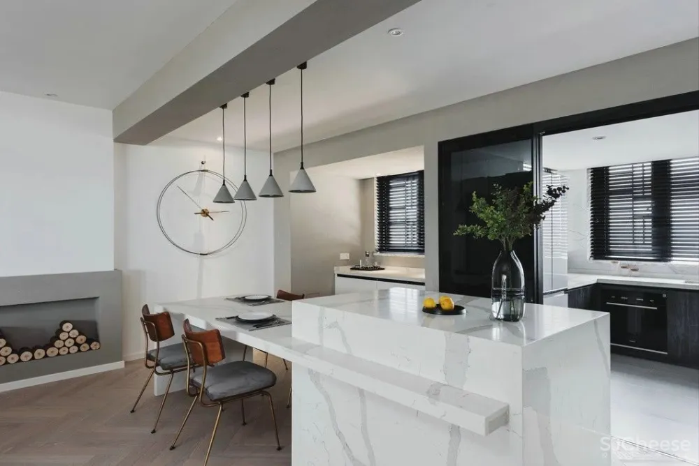 165㎡里的爱情故事/吹着海风/看看电影/沉浸于两个人的浪漫