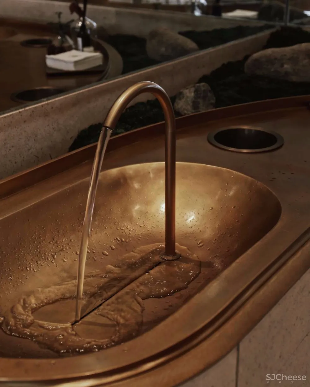 首发 | 夏日的奇幻体验:厦门 MIMO 城市精灵餐厅