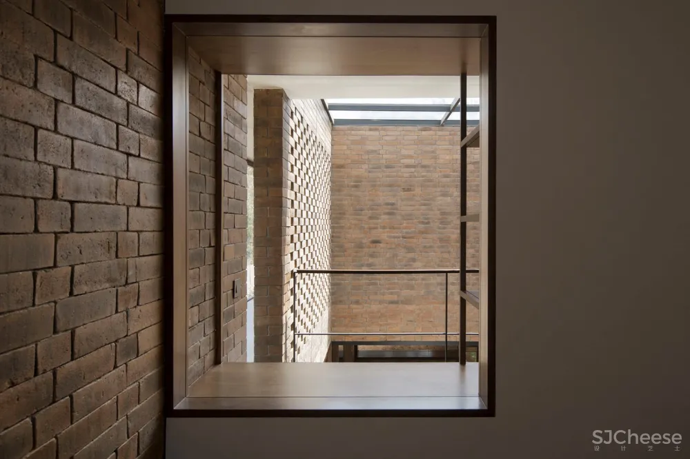 砖房住宅,印度 / CollectiveProject