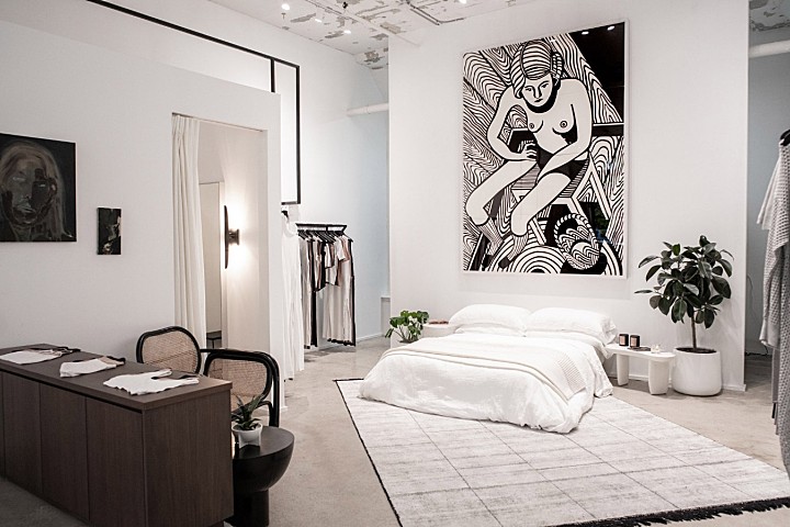 Lunya位于威廉斯堡的102㎡家居店就像一间公寓