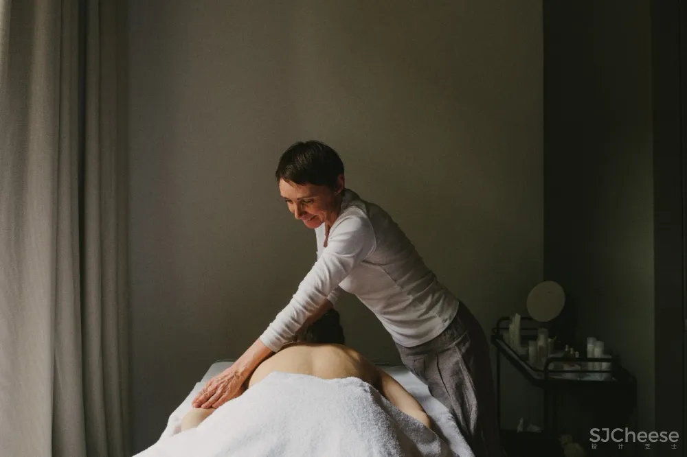 Vincent Van Duysen新作 | AUGust,宁静的城市天堂