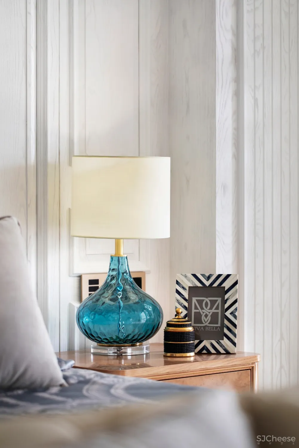 魅无界设计丨颐和山庄别墅:在3000㎡独栋别墅中,聆享优雅法式生活意境