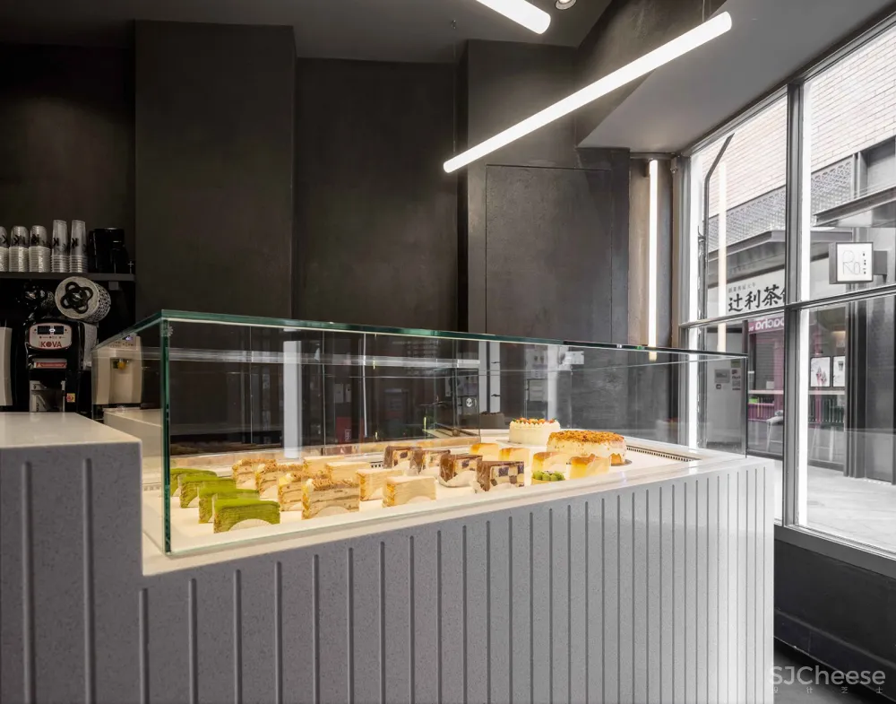 伦敦Kova甜品中国城店 Atelier Baulier