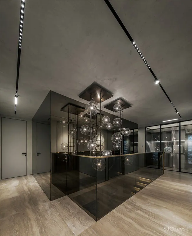 隐私问题和顾客舒适度之间找到平衡点，ReFuture美容诊所 YØDezeen Architects