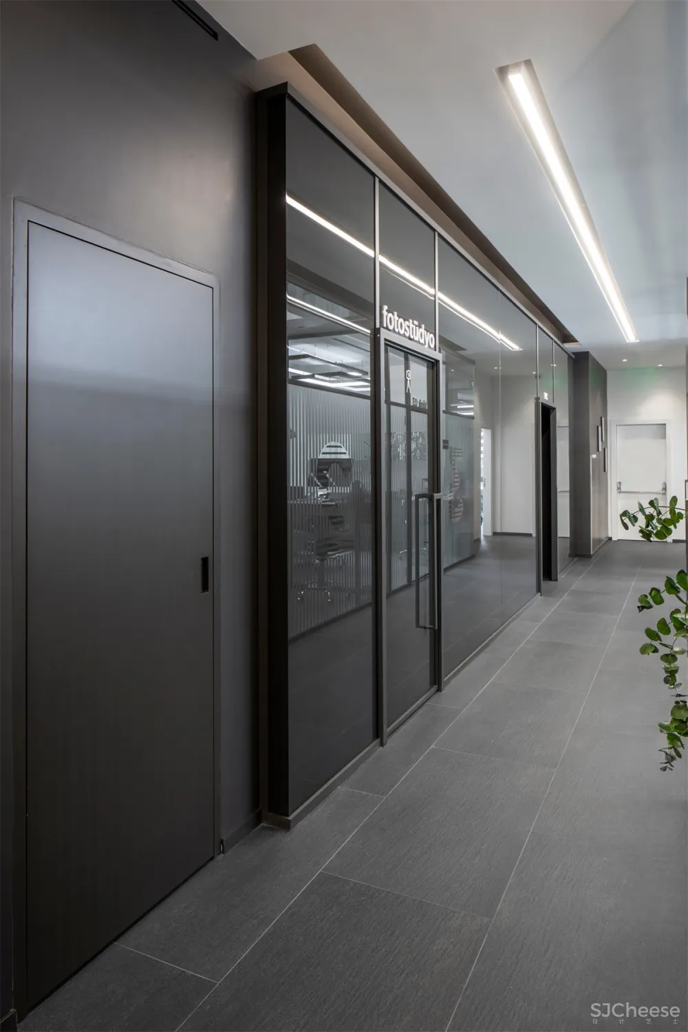 Slash Architects | 土耳其一间极简口腔牙科诊所