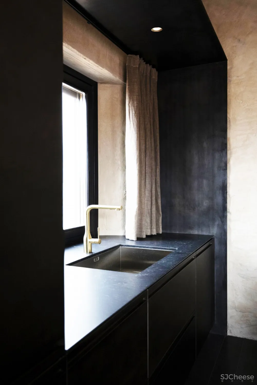 维罗纳硬朗风私宅 Bricolo Falsarella