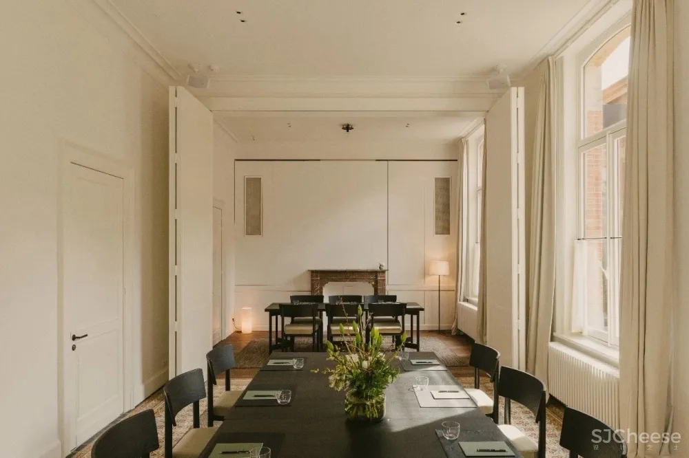 Vincent Van Duysen新作 | AUGust,宁静的城市天堂