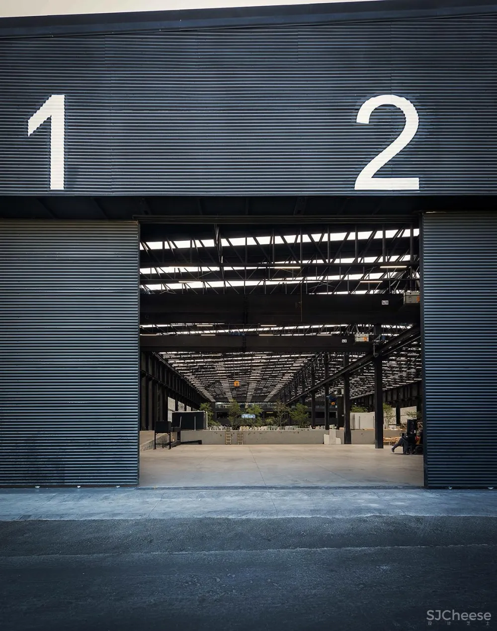 他设计的建材市场丨逼格高得像个美术馆