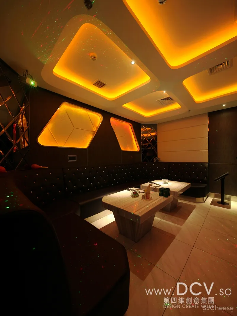 西安 高品质娱乐方糖量贩经典主题情景KTV高端设计