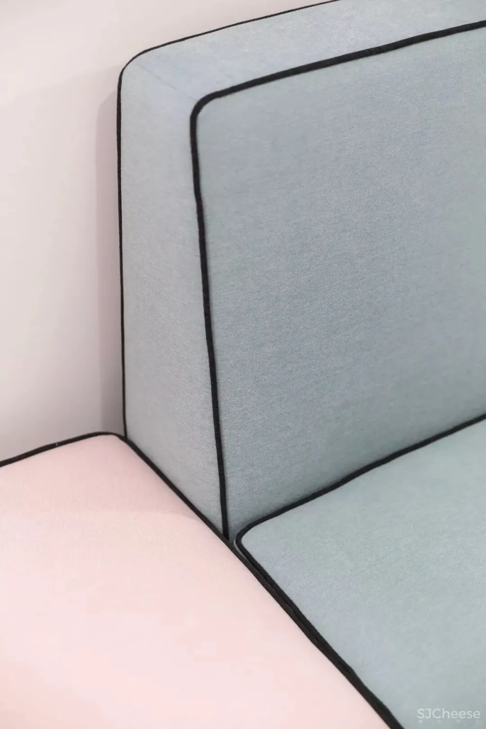 Jooca | 罗马尼亚一间70㎡粉色时尚loft公寓