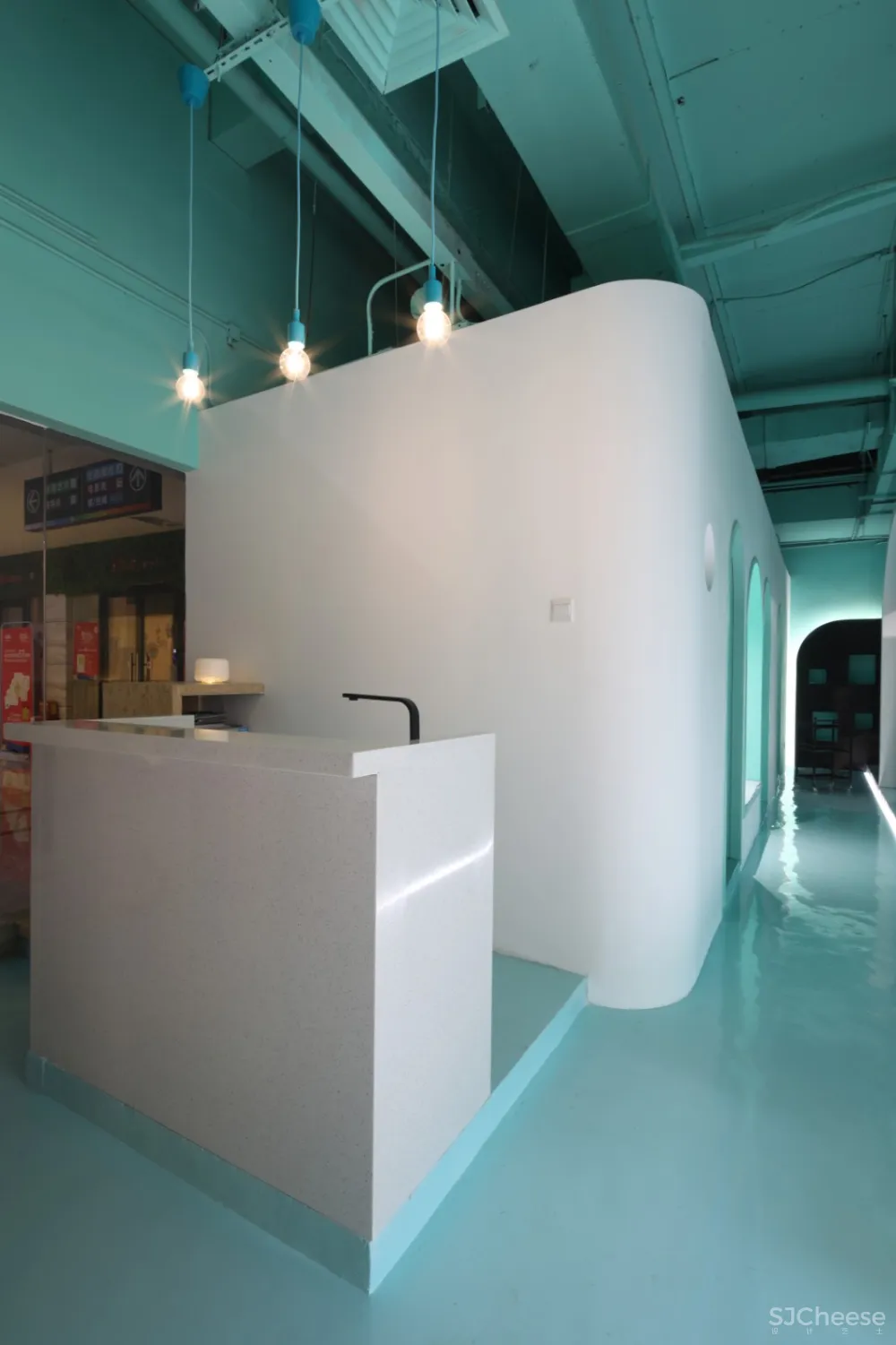 新作 | 广州黑白木设计：东燃美容中心