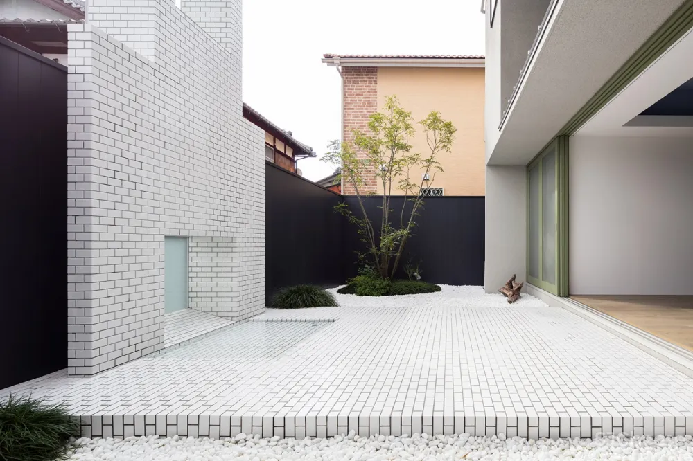 多场景住宅，日本滋贺 / FORM/Kouichi Kimura Architects