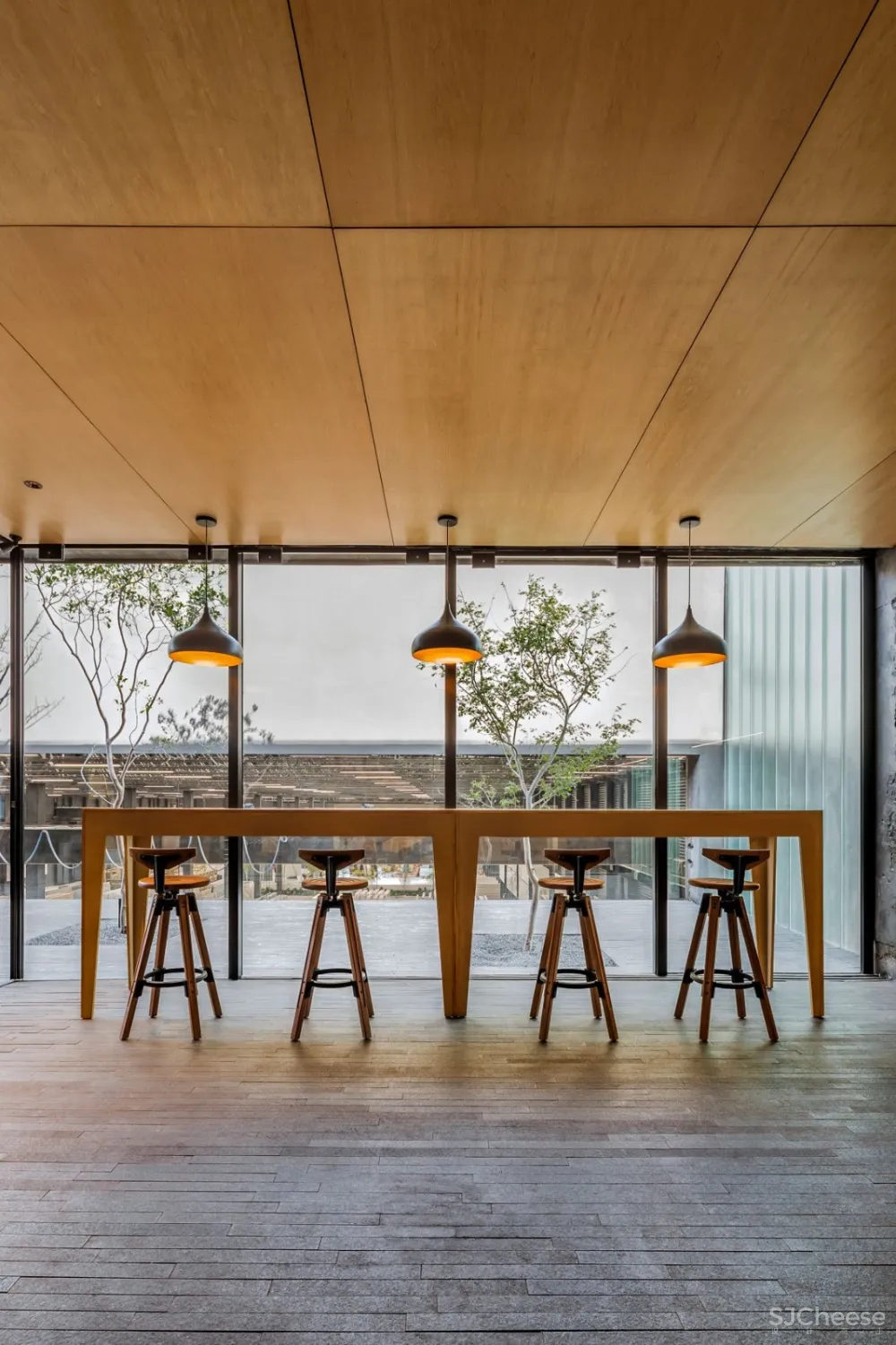 他设计的建材市场丨逼格高得像个美术馆