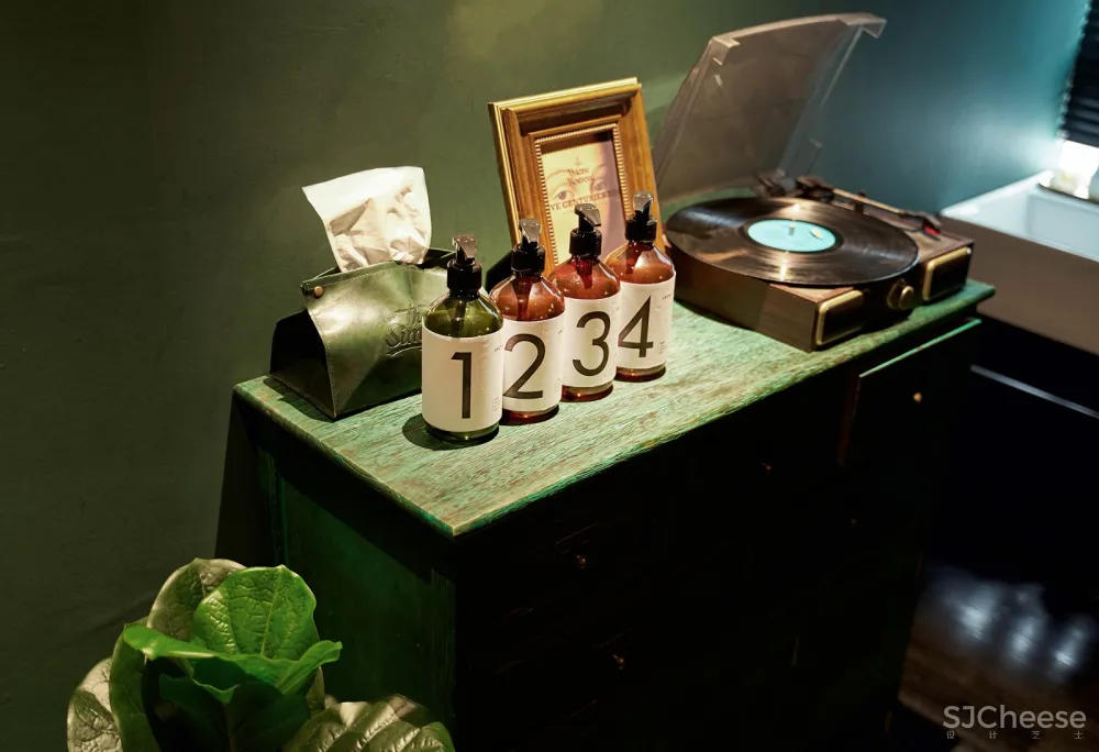 AROMA DREAM 泰式按摩水疗店 灯灯灯凳创意工作室