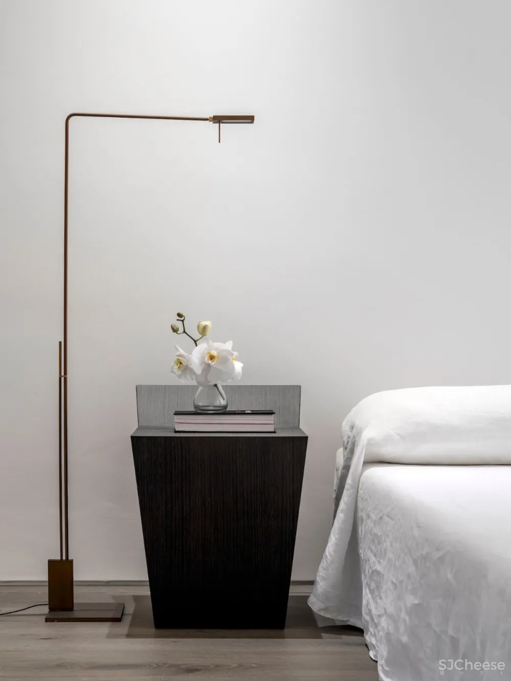 首发 | Lawless & Meyerson :悉尼顶层极简公寓