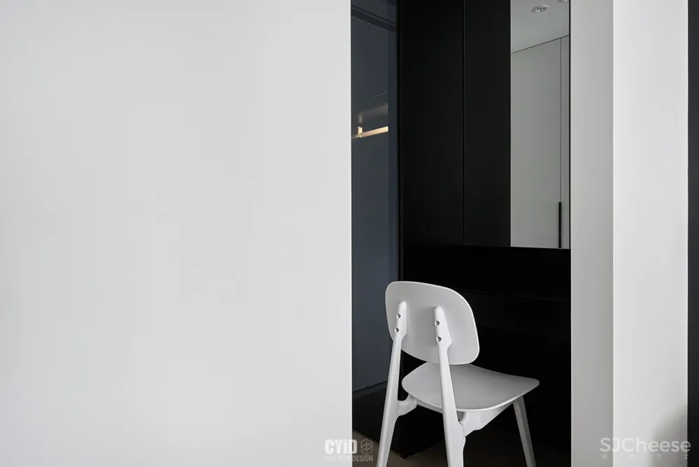 曝光这套藏着复杂工艺的极简派,他家“空”的很艺术 辰佑设计