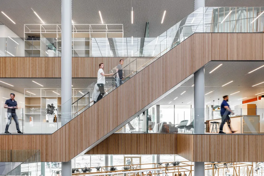 ASICS EMEA新总部,荷兰 / Powerhouse Company + RED Company