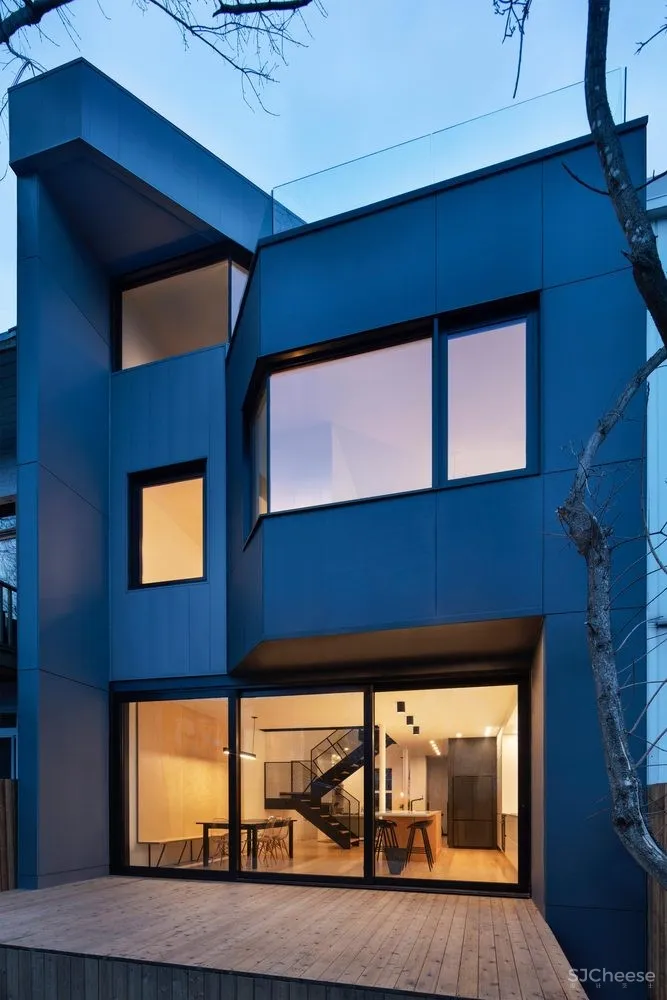 NatureHumaine | 加拿大工业复式公寓 Dessier Residence