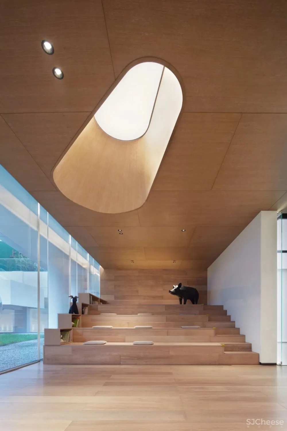 共生形态 | 极具戏剧的设计分寸