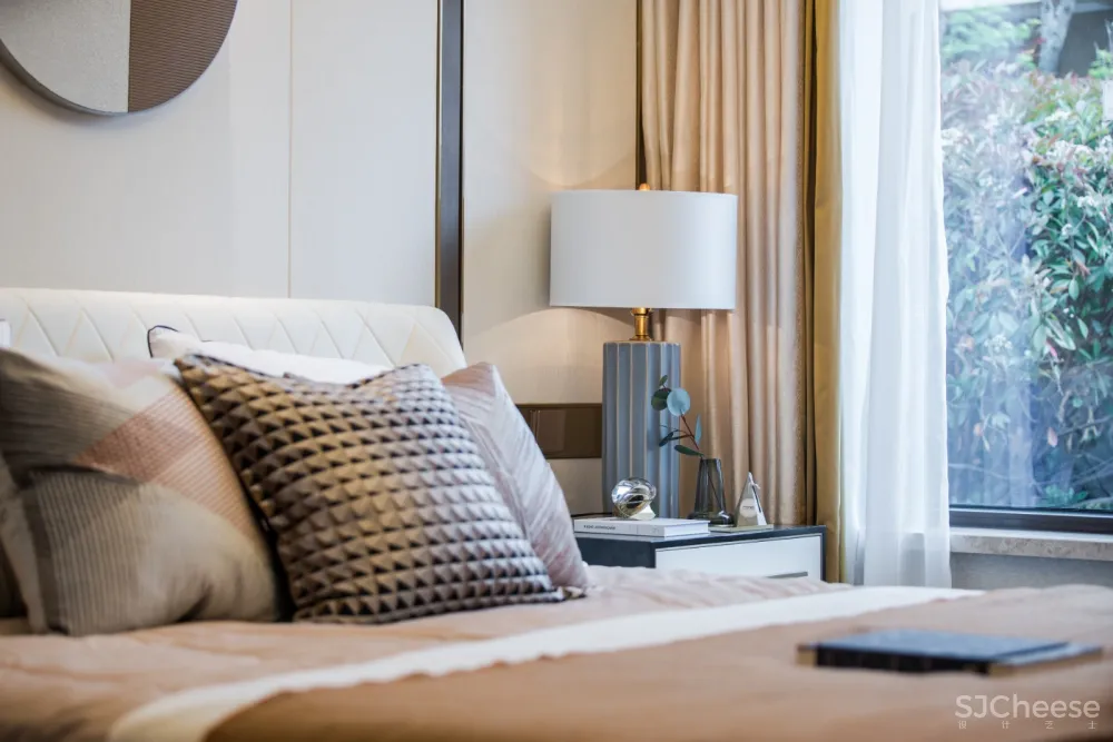 恰到好处的温柔轻奢,三户型品质美学家 SEPD圣易文设计