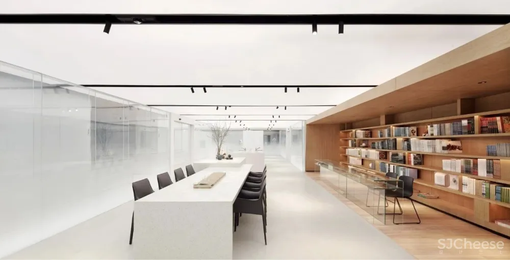 共生形态 | 极具戏剧的设计分寸