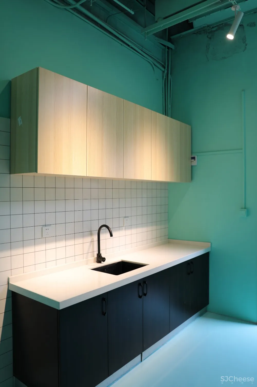 新作 | 广州黑白木设计：东燃美容中心