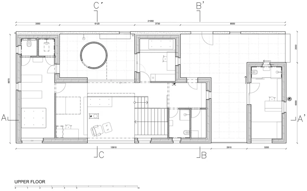 墙后住宅，捷克 / Mjölk architects