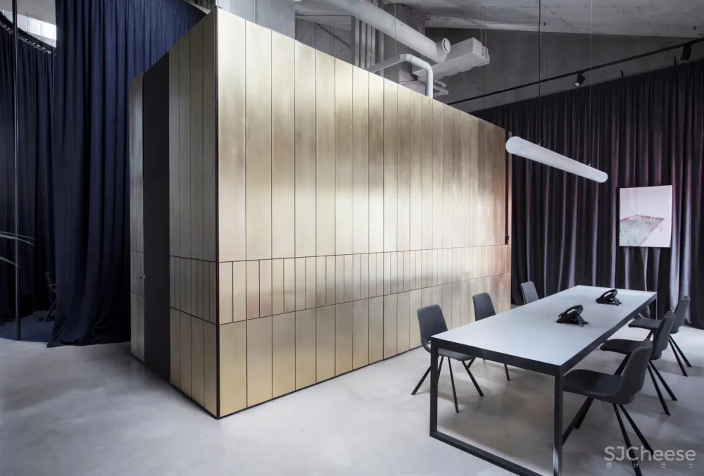 首发 | Alexander Volkov Architects:极简现代高级感莫斯科顶层办公室