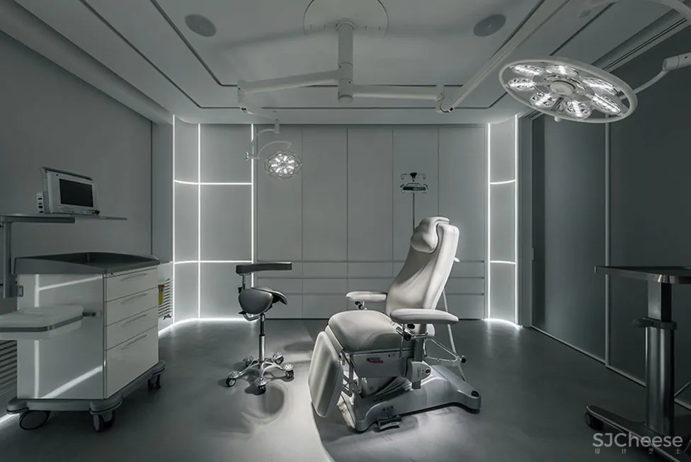 隐私问题和顾客舒适度之间找到平衡点，ReFuture美容诊所 YØDezeen Architects