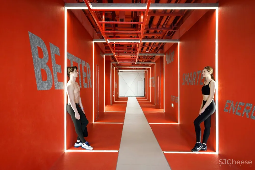 新作 | 复星集团 · BFC 外滩金融中心空中健身会所 · 连自成重磅新作