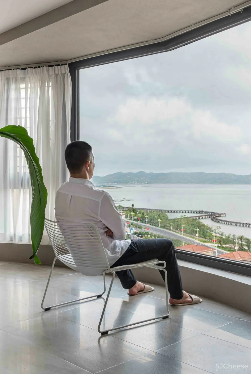 165㎡里的爱情故事/吹着海风/看看电影/沉浸于两个人的浪漫