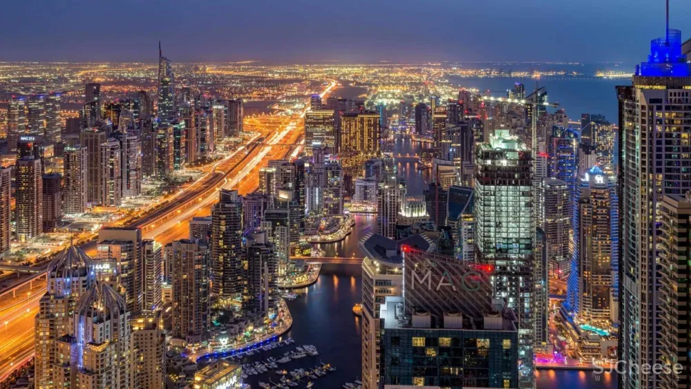 迪拜 3500m² 顶层复式,售价 2.5 亿丨竟是这种简约范儿