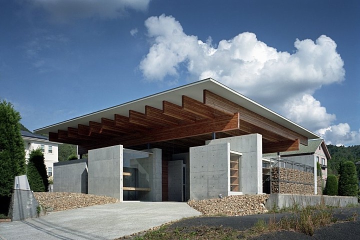 神户北小屋，打破传统空间划分方式 / 藤原室建筑设计事务所