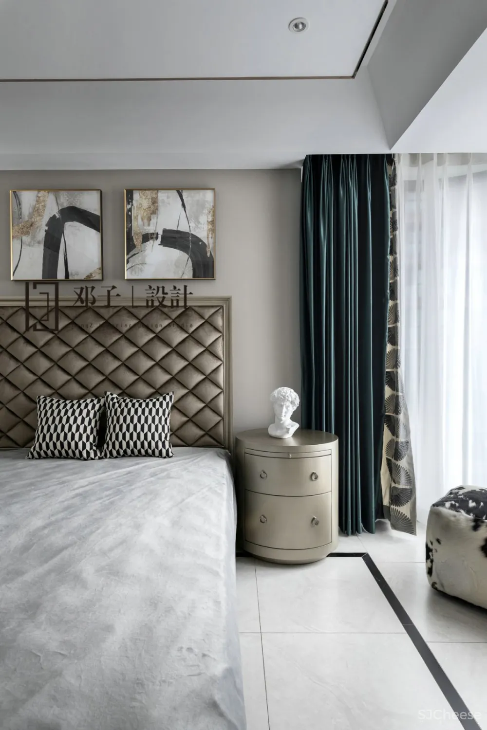 167㎡水晶灯与玛吉斯陀螺椅的完美会面 邓子设计