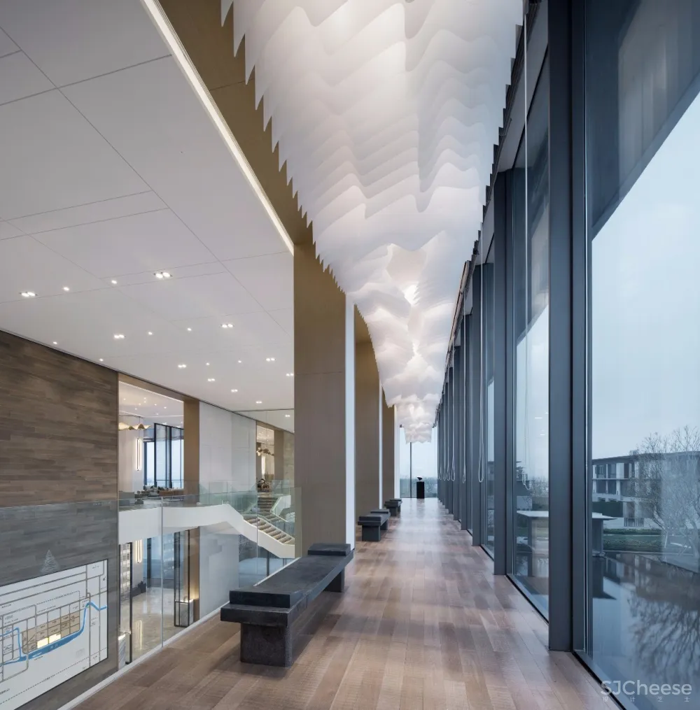 新作丨华墨国际&矩阵纵横:用艺术与自然演绎一出与空间有关的戏剧