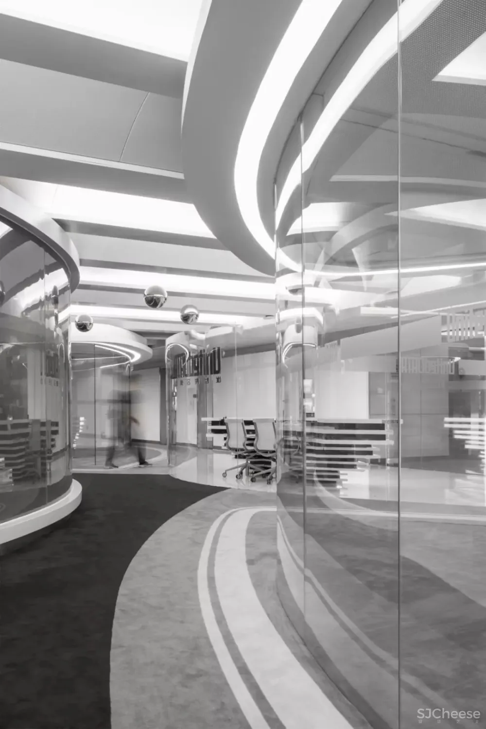 广州珠江新城CBD未来总部办公设计,满满的科技感! 加减智库设计事务所