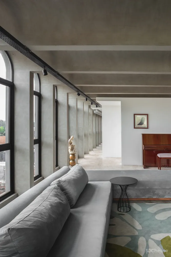 STUDIO LIM | 圣保罗20世纪野性主义公寓翻新