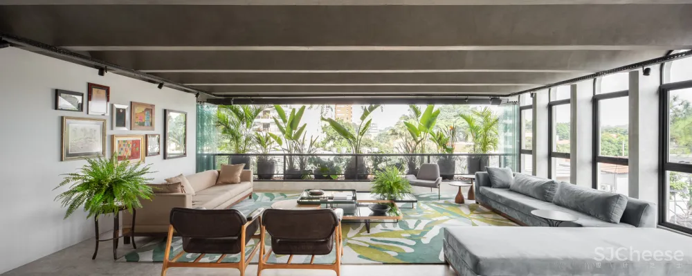 STUDIO LIM | 圣保罗20世纪野性主义公寓翻新