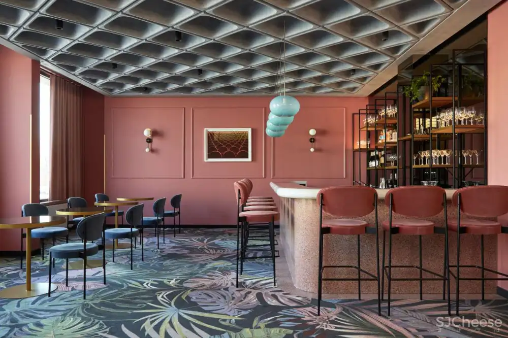 波兰现代工业的精致与活力，PURO酒店 SUPER FUTURES