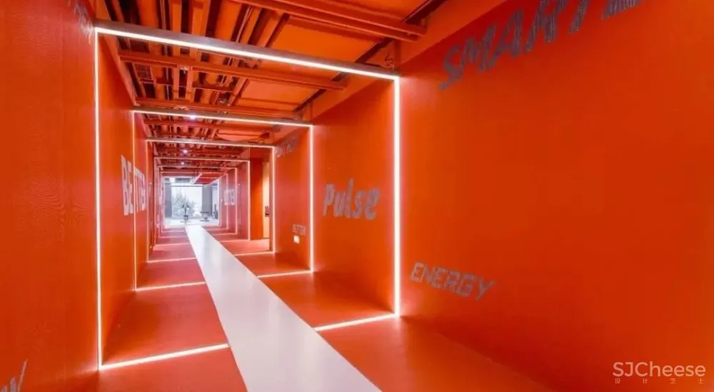 新作 | 复星集团 · BFC 外滩金融中心空中健身会所 · 连自成重磅新作