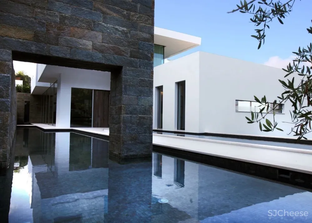 Caprini＆Pellerin 传统建筑美学的当代诠释